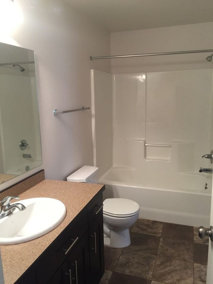 1220 S Beach Way - Photo 4 of 8