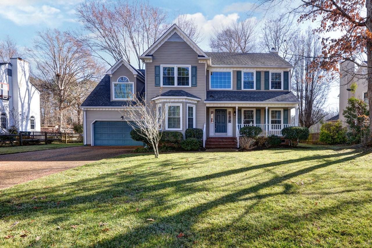 106 Sir John Way - Photo 2 of 42