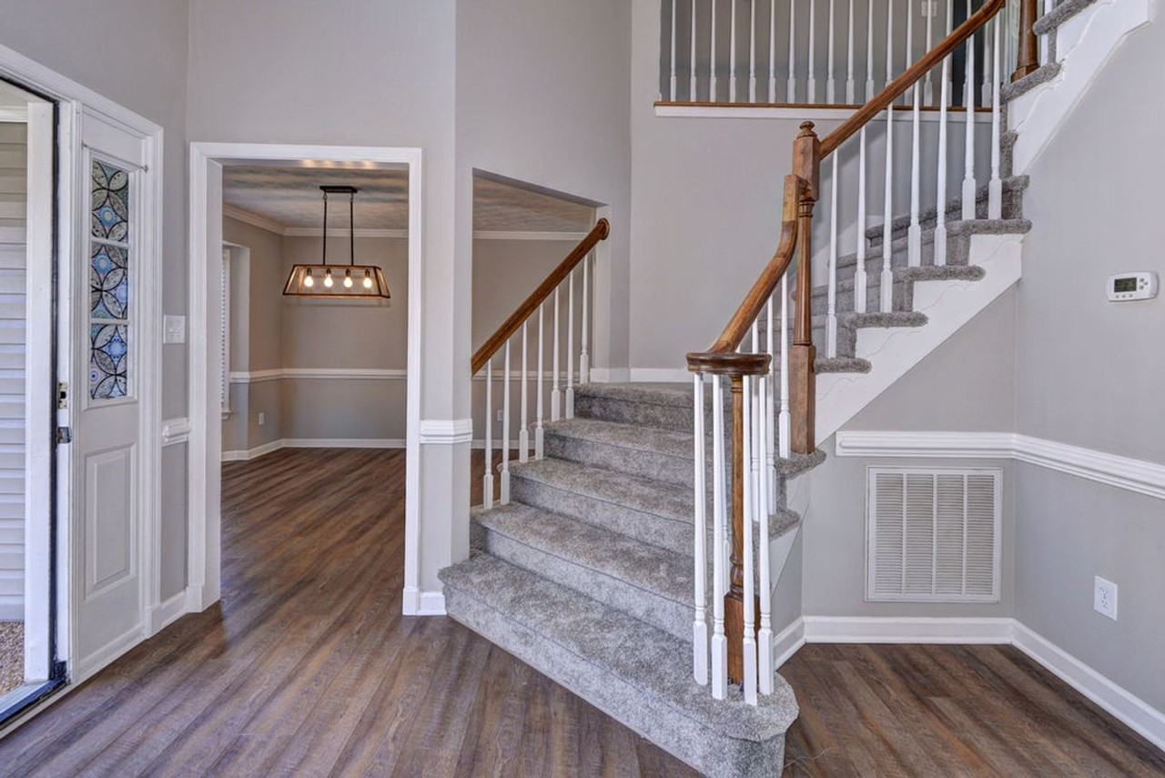 106 Sir John Way - Photo 6 of 42