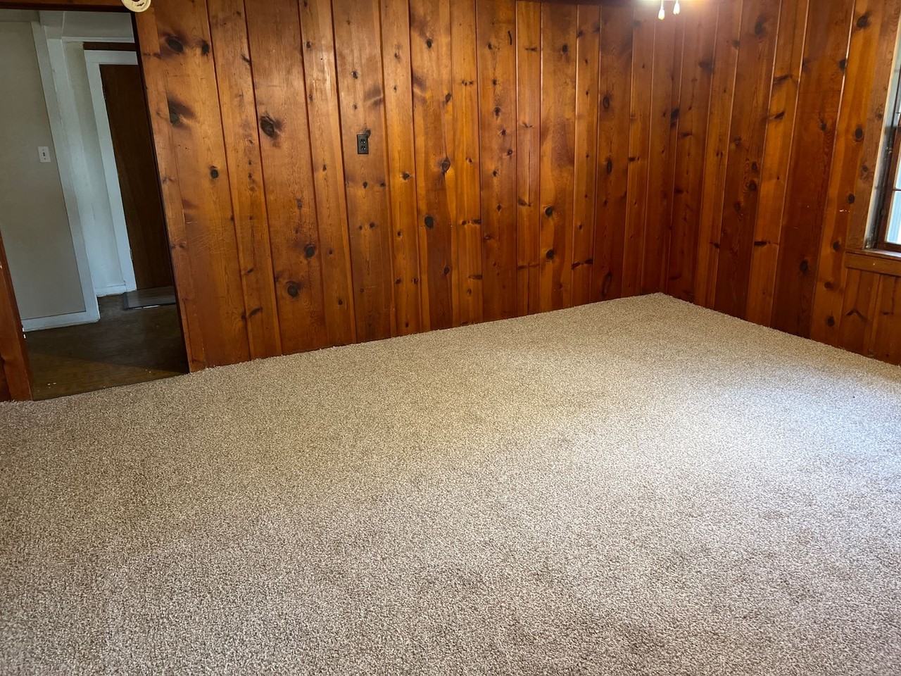 219 W Allen Rd - Photo 3 of 14