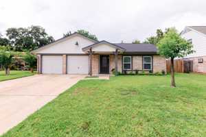 featured image of 9646 Springview Ln