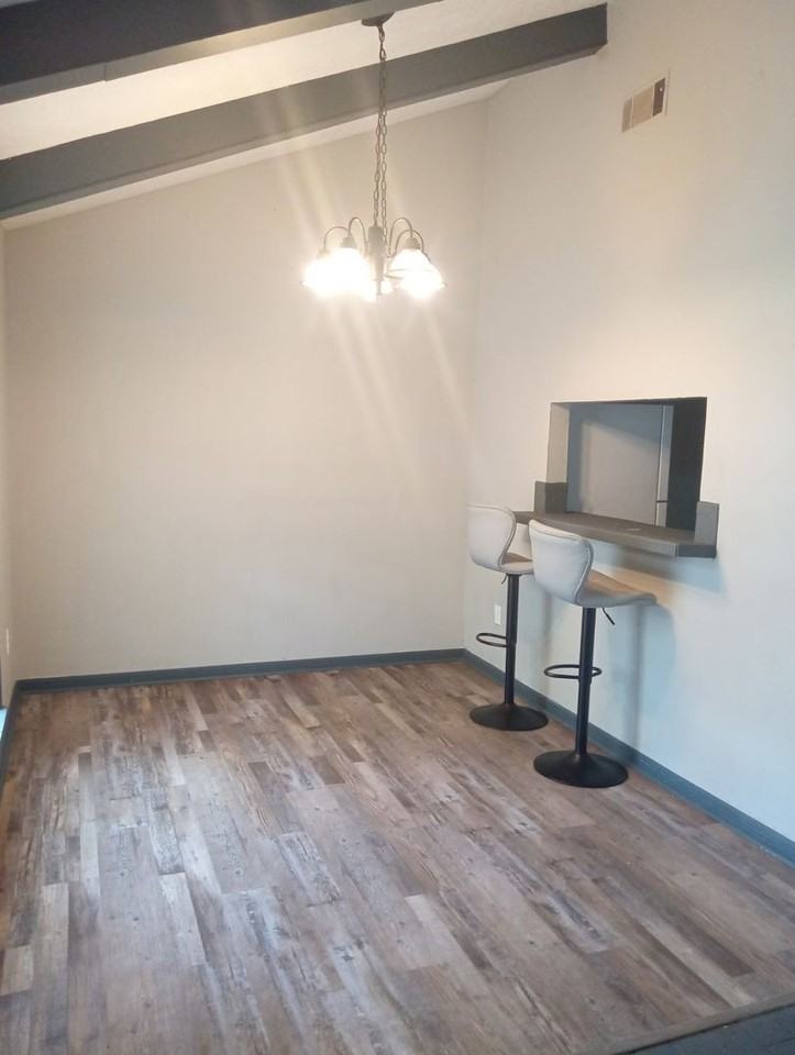 Horseshoe Dr - Photo 2 of 14