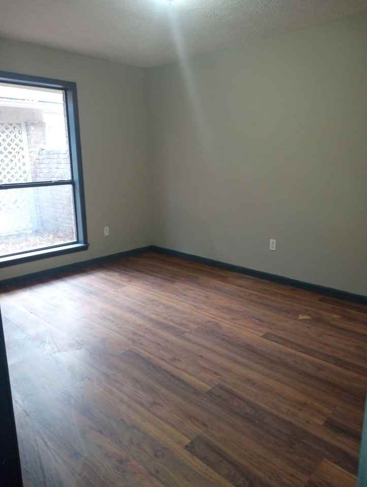 Horseshoe Dr - Photo 6 of 14