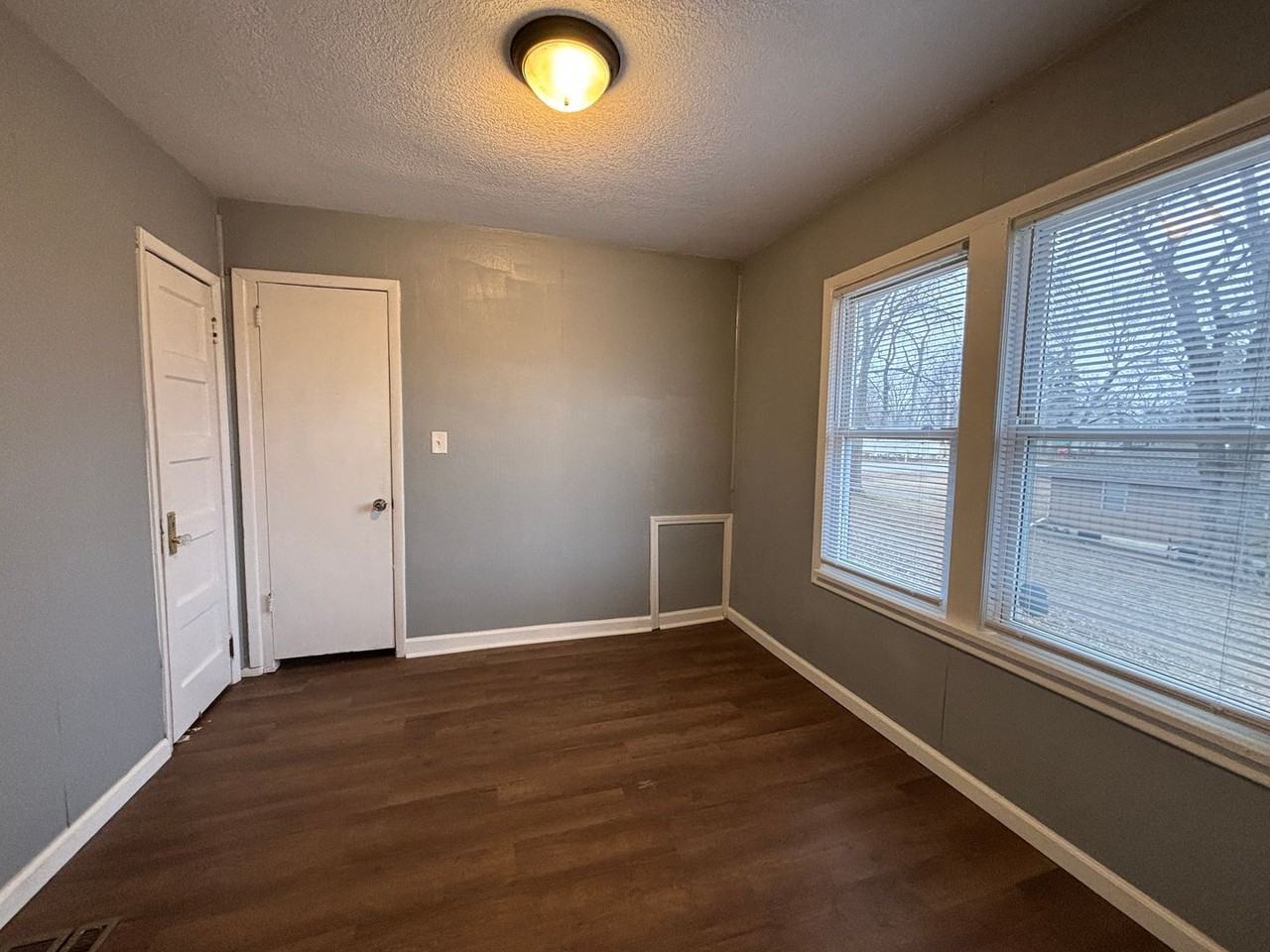 204 N Crescent Ave - Photo 4 of 11