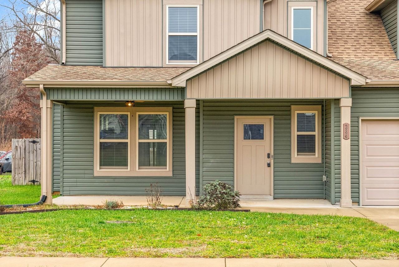 234 Stone Bluff Way - Photo 6 of 34