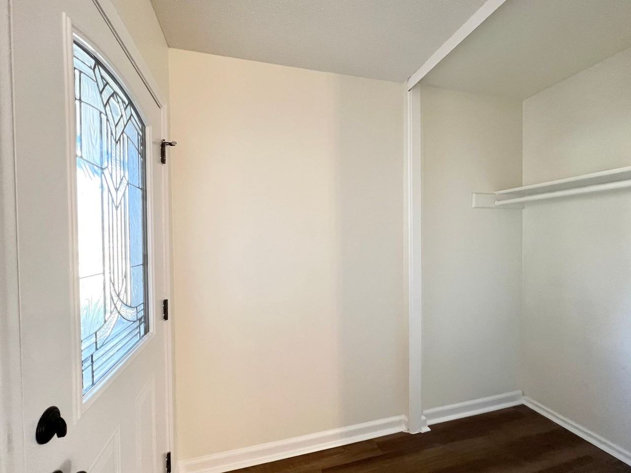 1456 Sherrye Dr - Photo 2 of 38