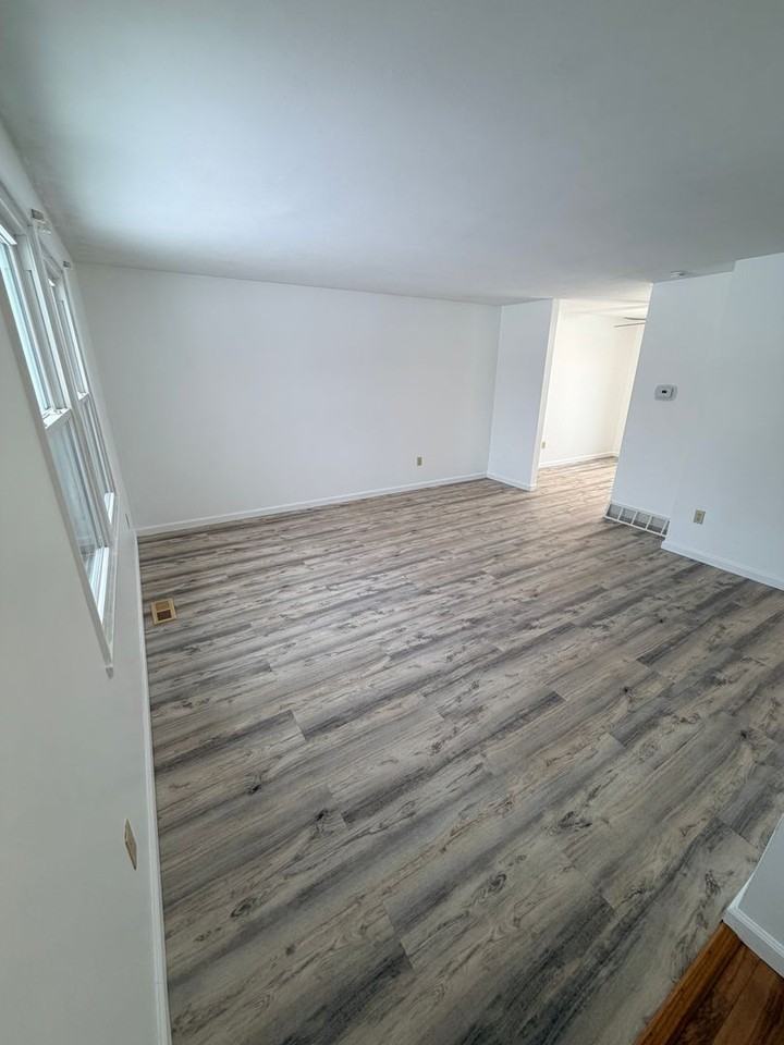 6178 Wynmoor Dr - Photo 6 of 22