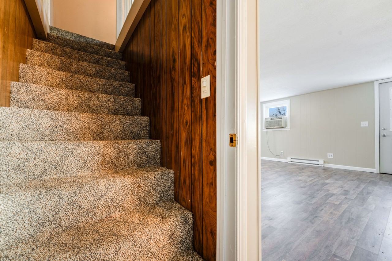 14 Dale Ave - Photo 5 of 13