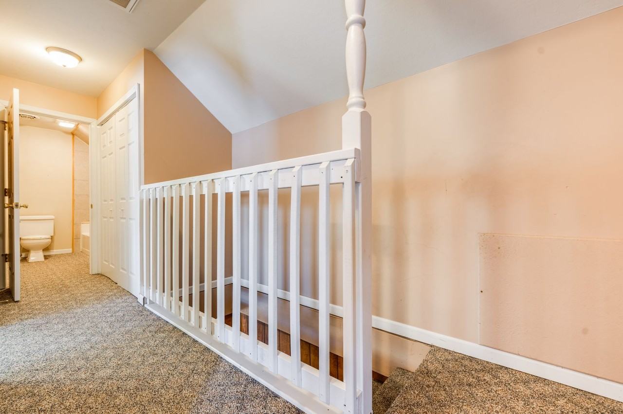 14 Dale Ave - Photo 6 of 13