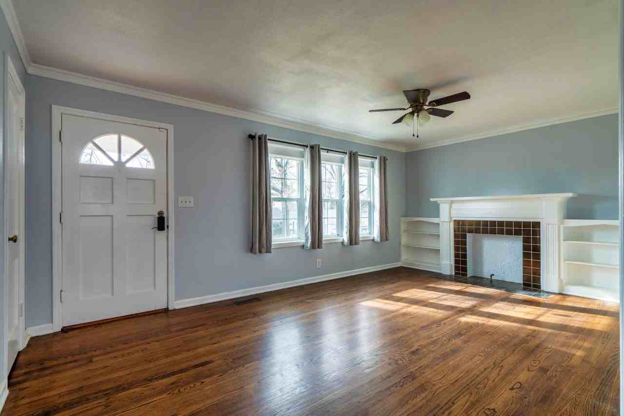 4947 E 23rd St - Photo 6 of 30