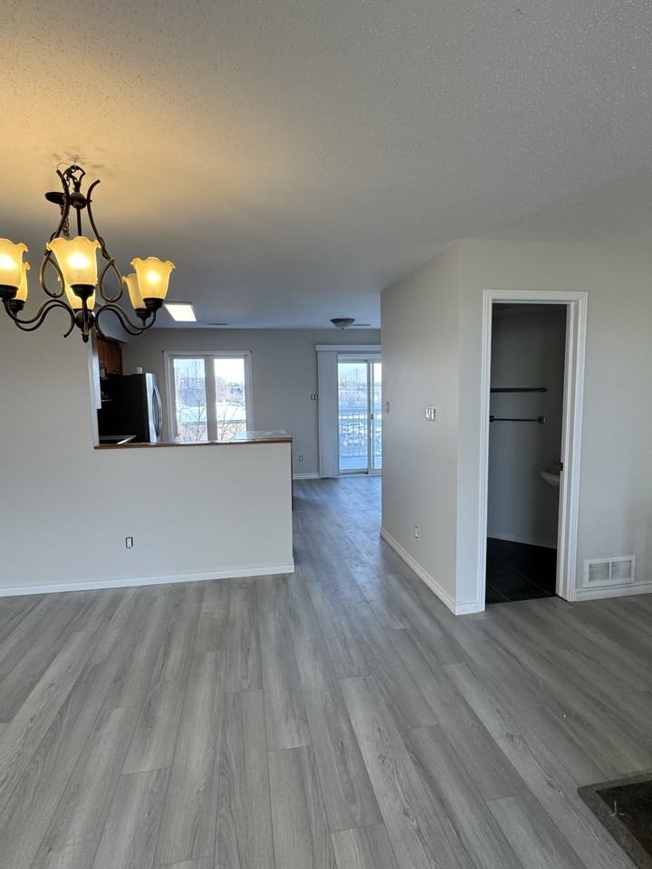 1512 Walkley Road #118 - Photo 5 of 27