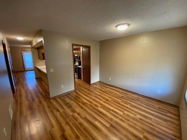 776 N Storer Ave - Photo 3 of 17