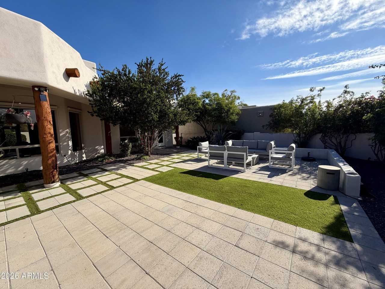 6139 N 31st Ct - Photo 3 of 39