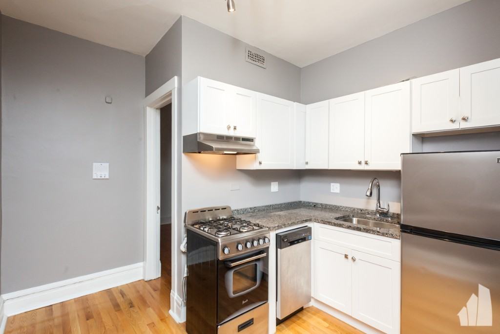 439 W Melrose St #41-3C - Photo 6 of 10