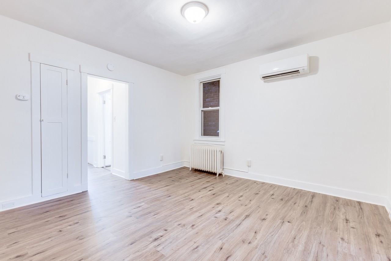 1203 Kelton Ave #4 - Photo 6 of 20