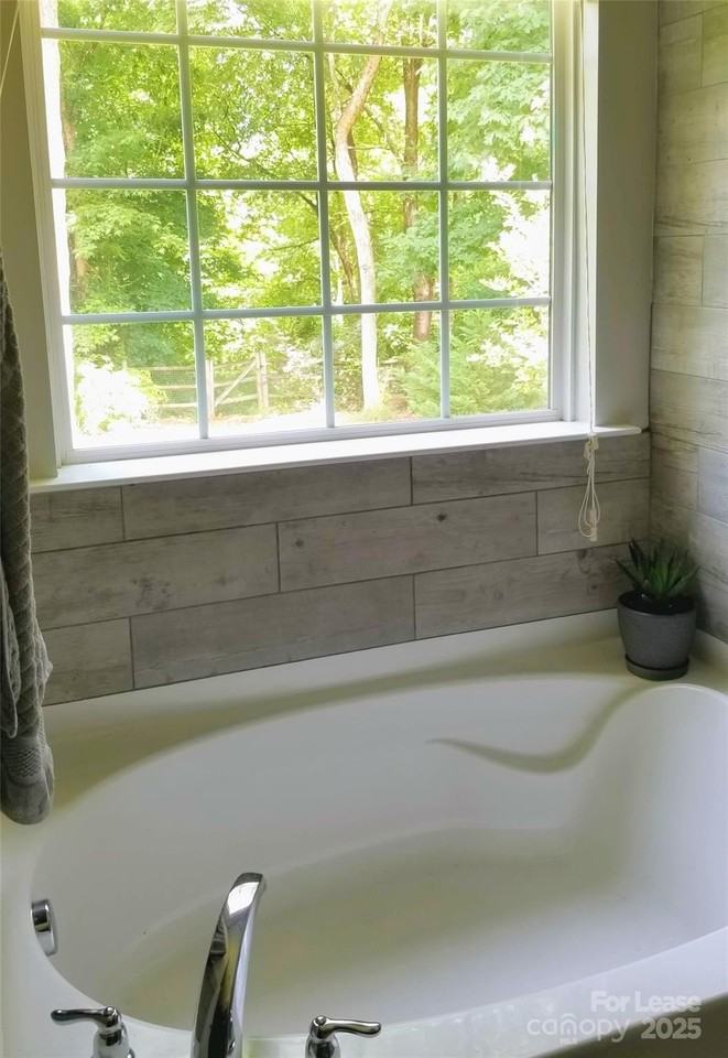 11925 Field St - Photo 6 of 26