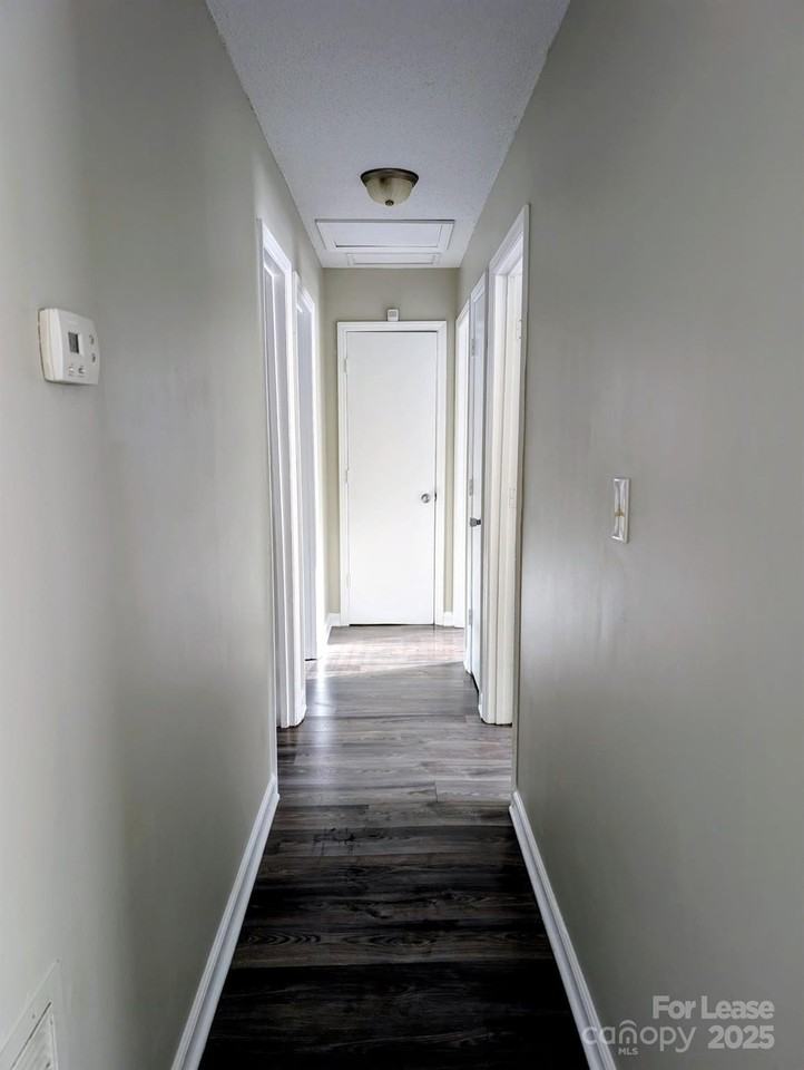 216 Lakeside Ave - Photo 7 of 10