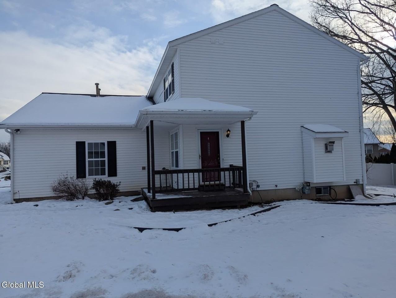 13 Erie Ct - Photo 4 of 22