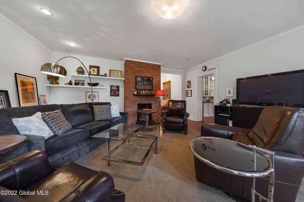 21 Park Pl Unit 1 #1 - Photo 2 of 23