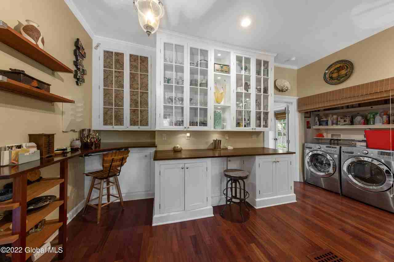 21 Park Pl Unit 1 #1 - Photo 7 of 23