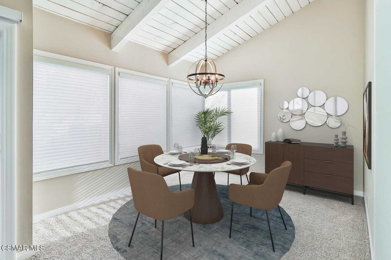 1046 Barrow Ct - Photo 5 of 21