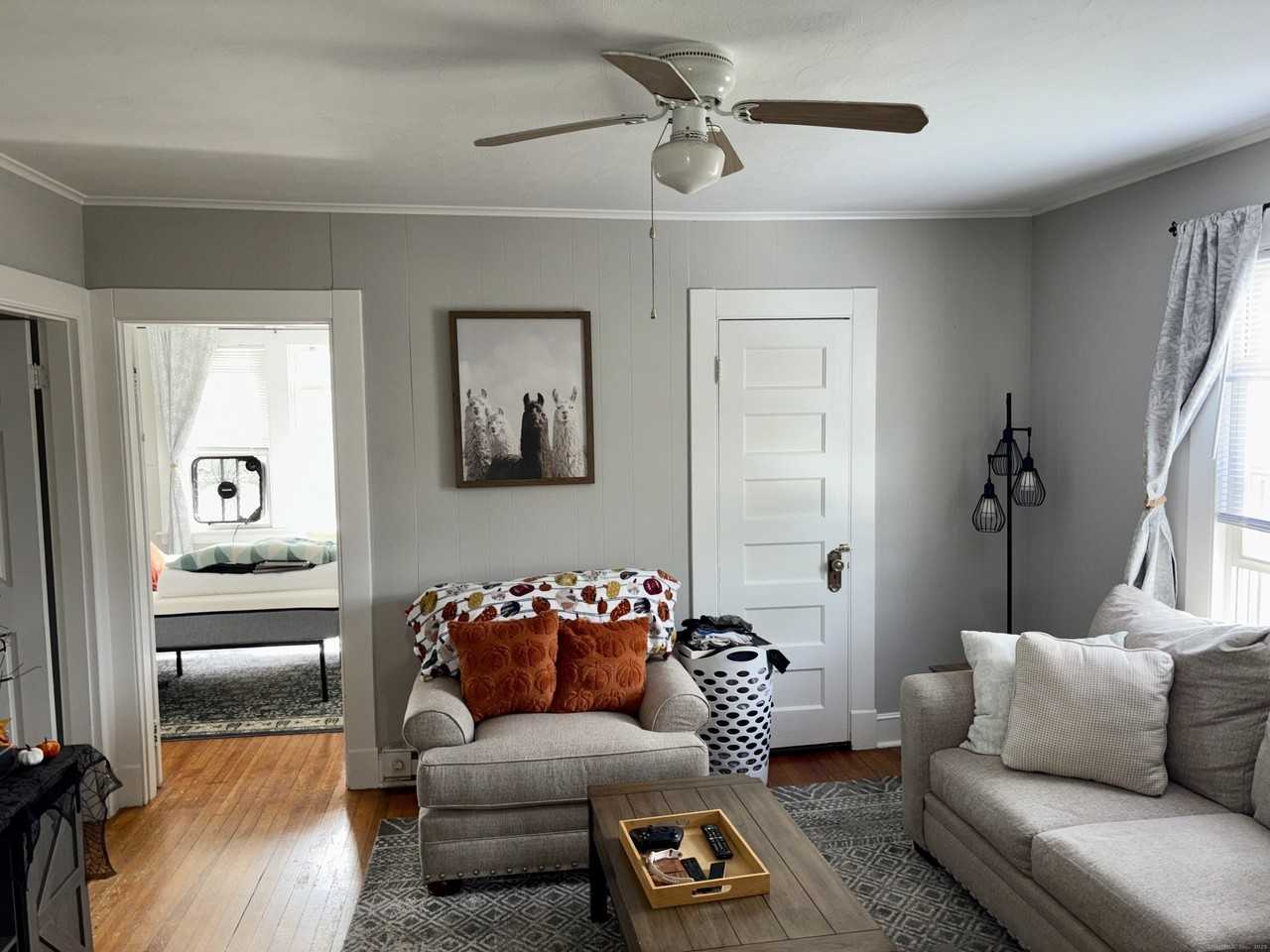 37 Hungerford Ave #3 - Photo 5 of 15