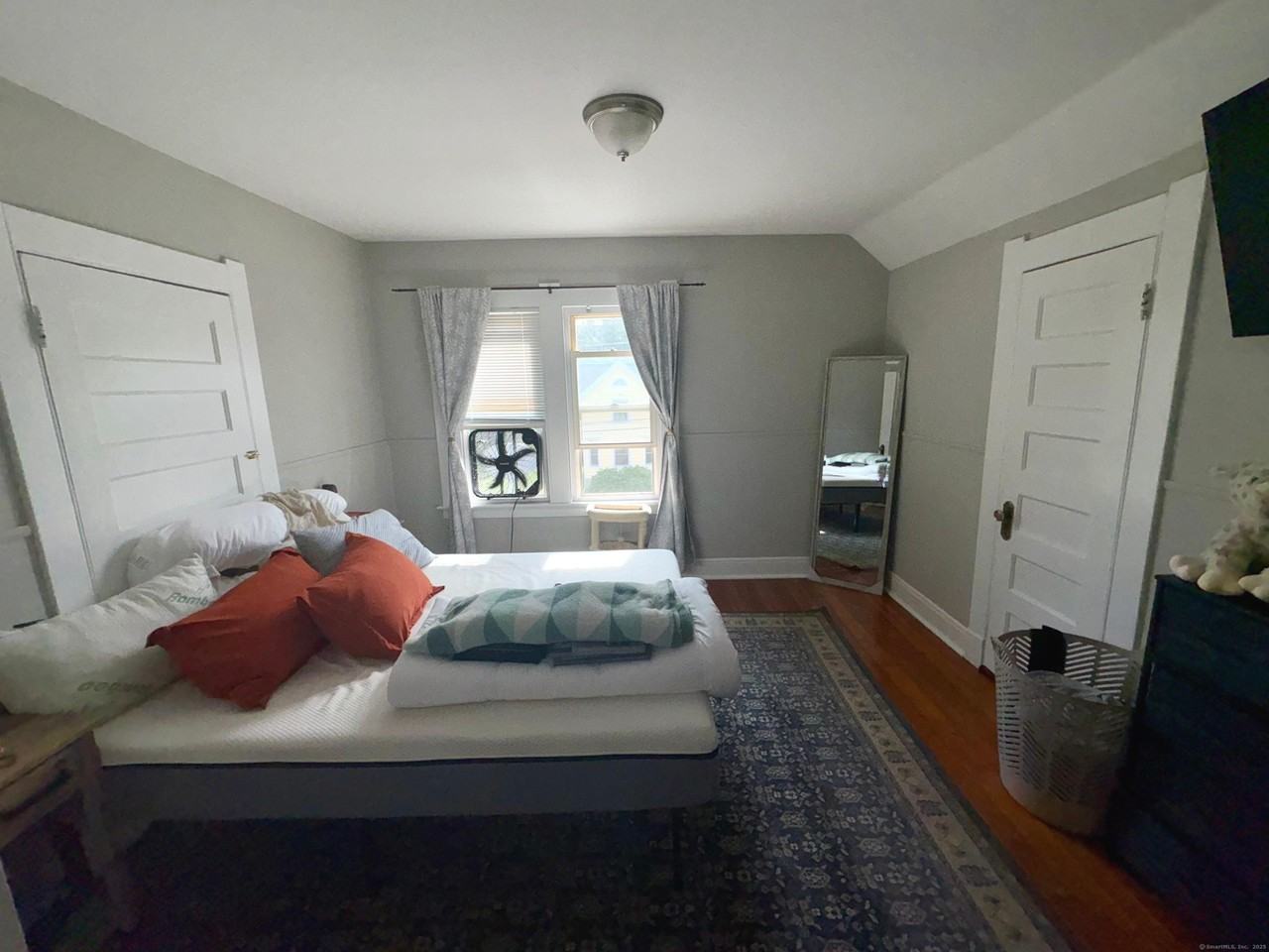 37 Hungerford Ave #3 - Photo 6 of 15