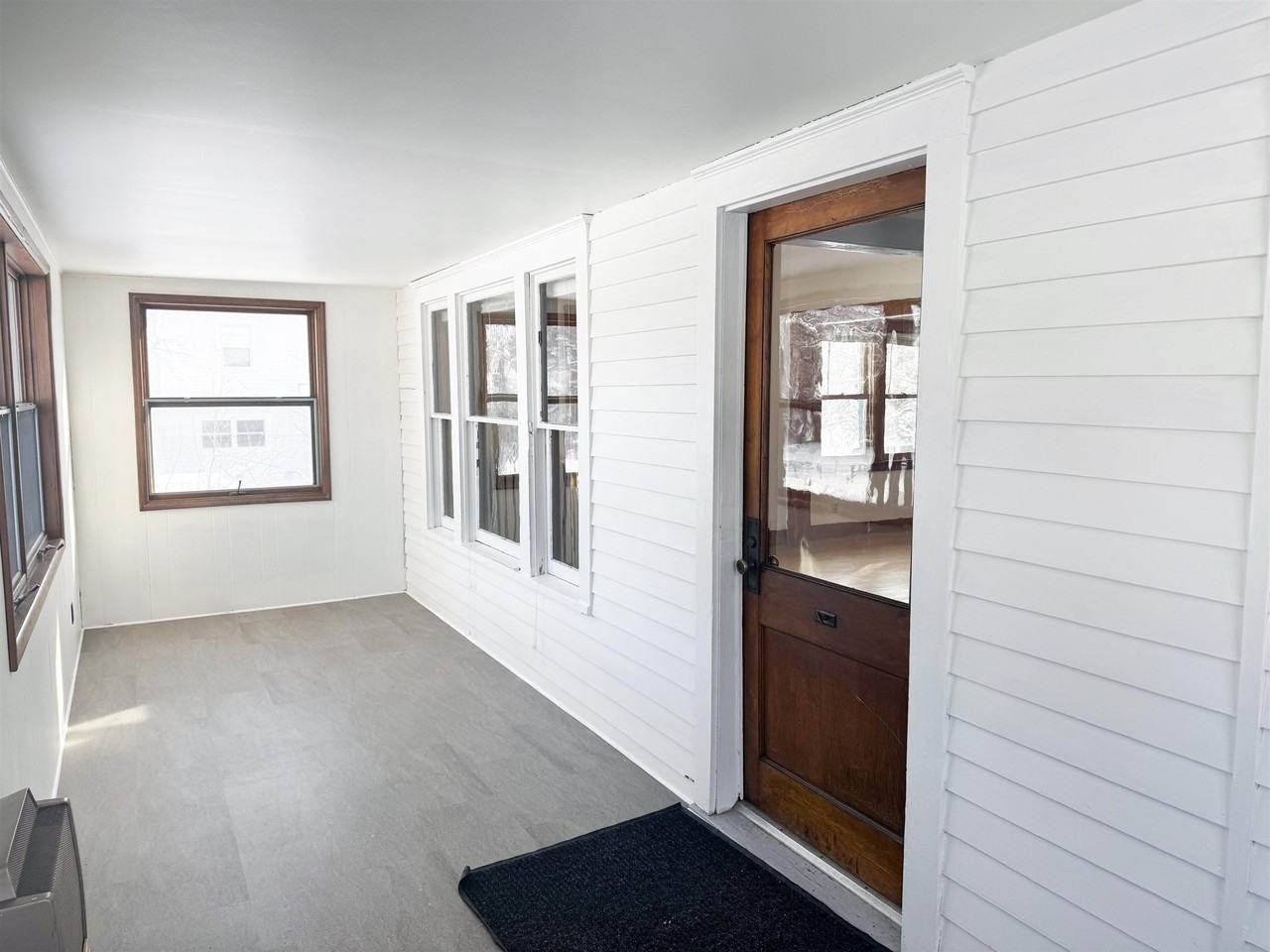 315 3rd Ave E - Photo 5 of 14