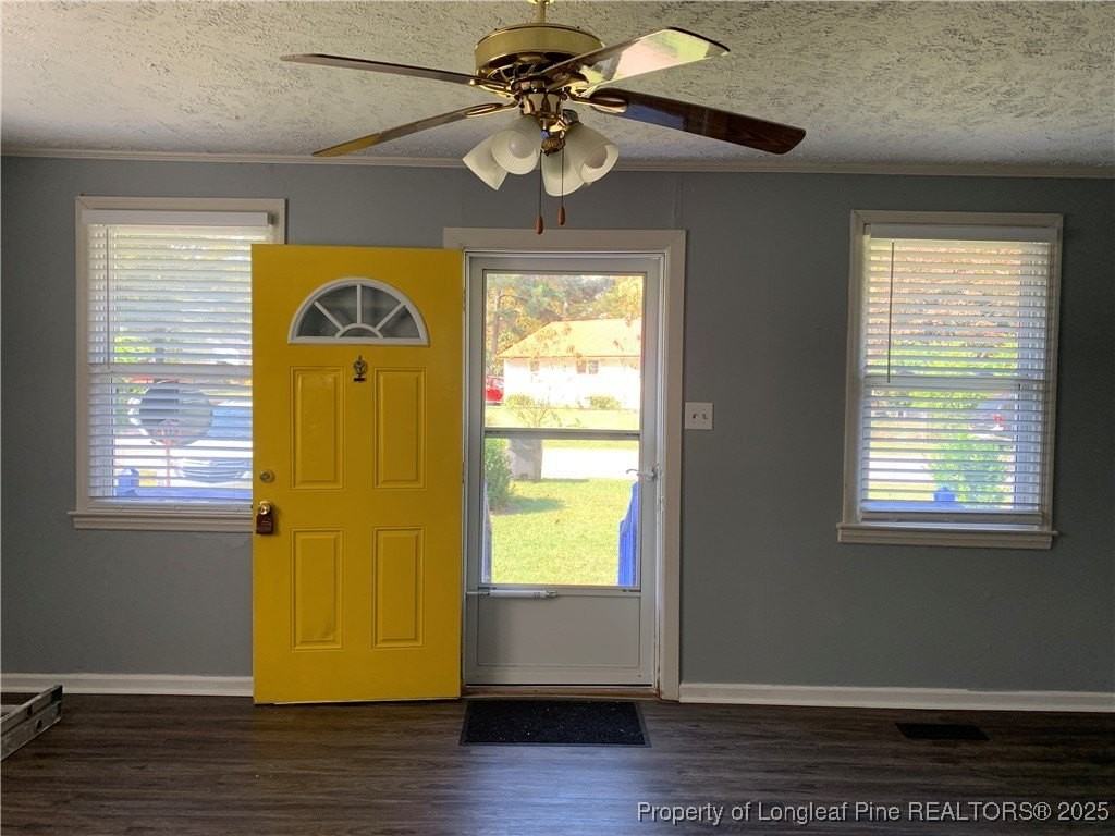 602 Forrest St - Photo 3 of 16