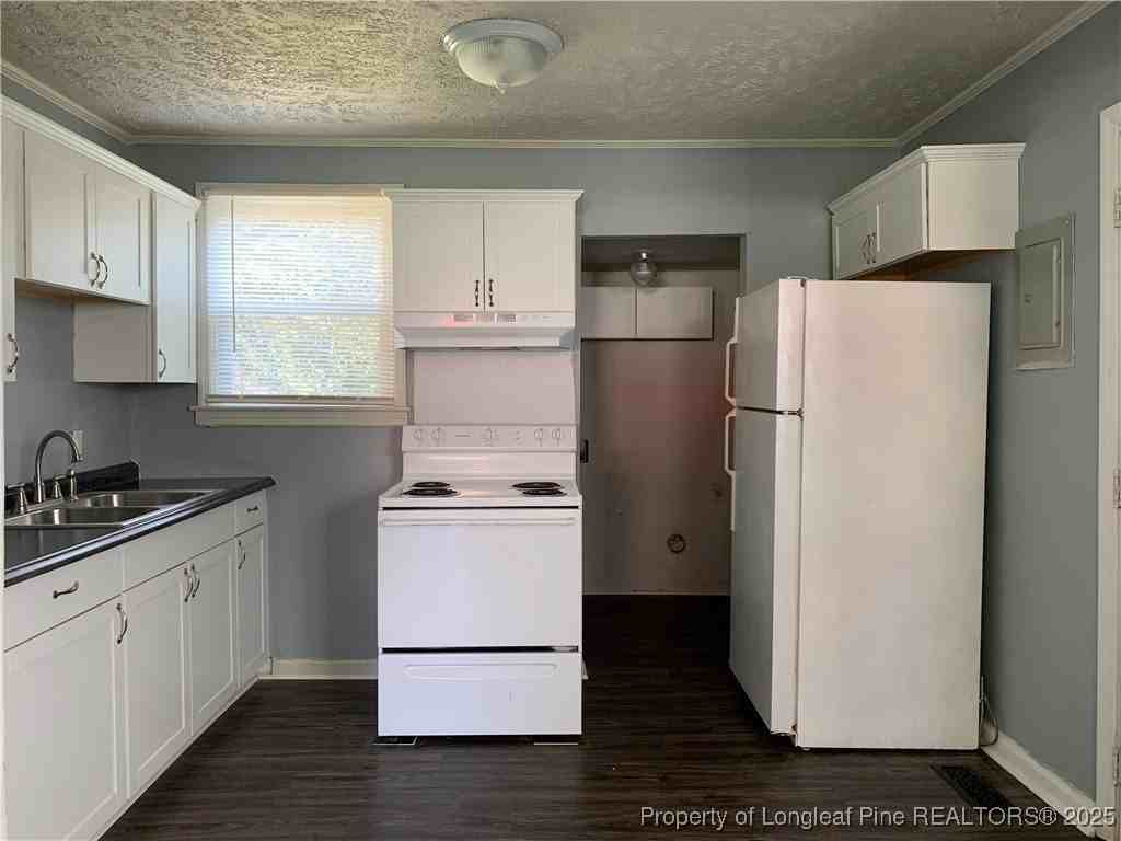 602 Forrest St - Photo 6 of 16