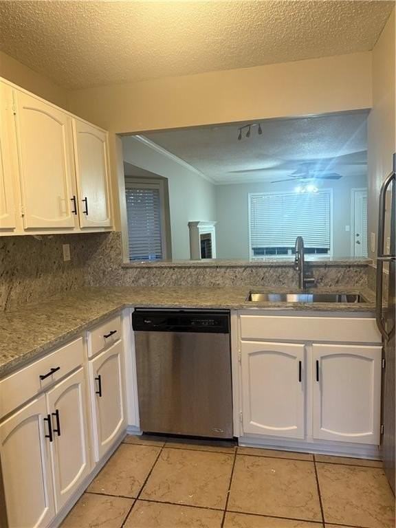 5064 Laurel Glen Ct Se - Photo 2 of 20