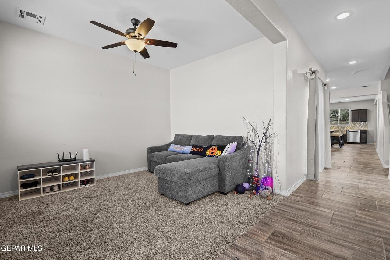 4524 Mcbee Ct - Photo 6 of 41