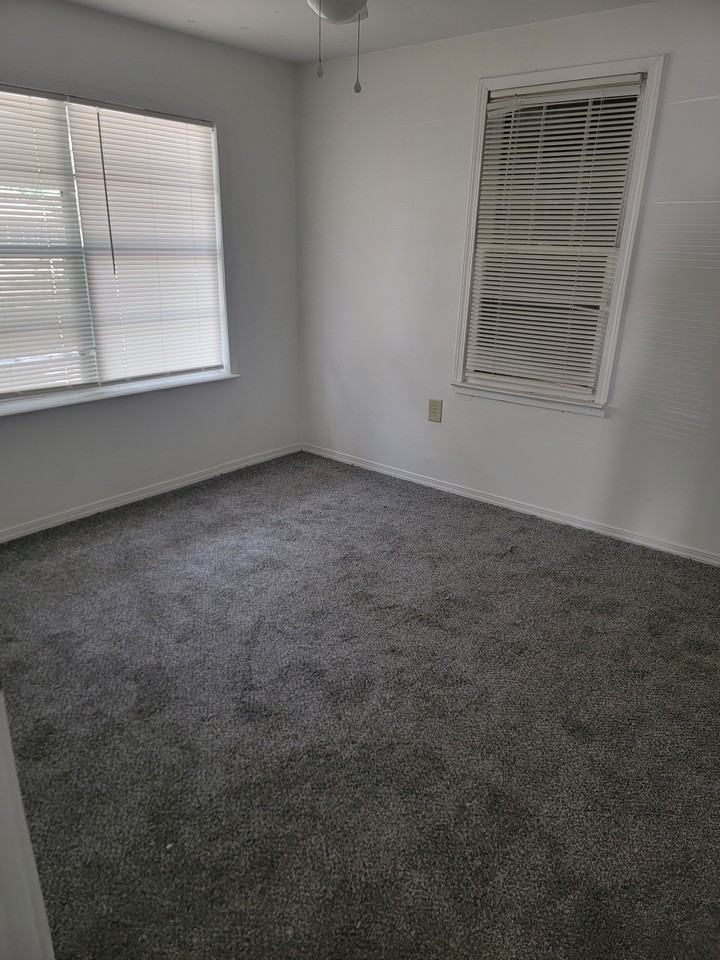 5315 30th St #1 - Photo 7 of 11