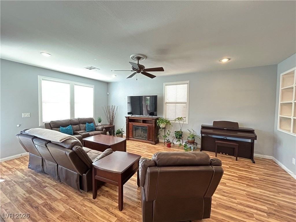 5553 Fairmeade Way - Photo 6 of 42