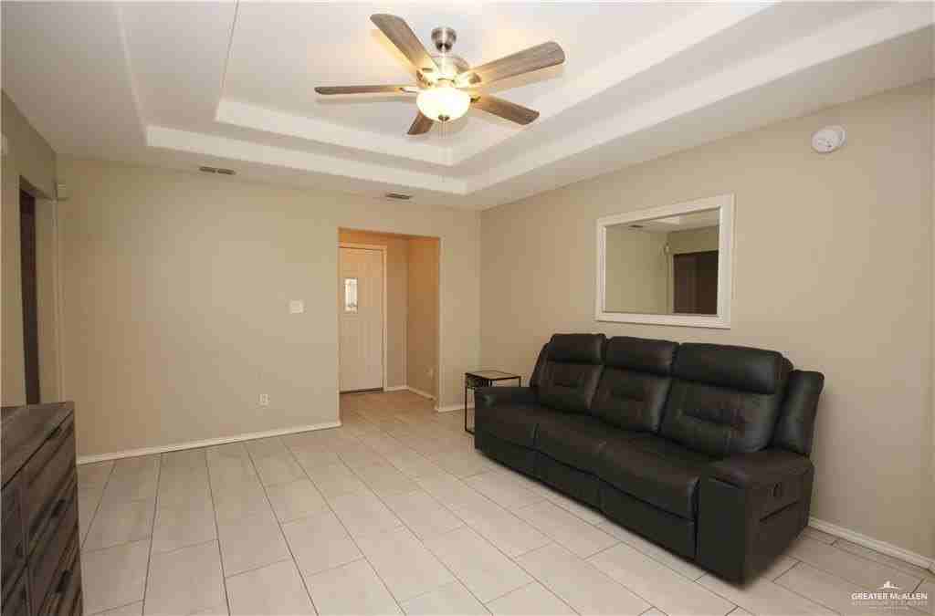 4016 Flamingo Ave - Photo 5 of 15
