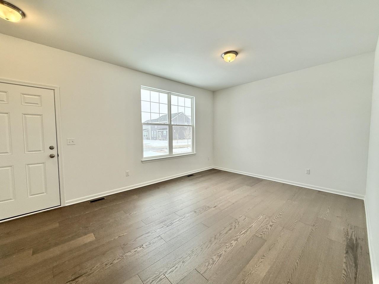 6173 S Trailwoods Dr - Photo 2 of 49