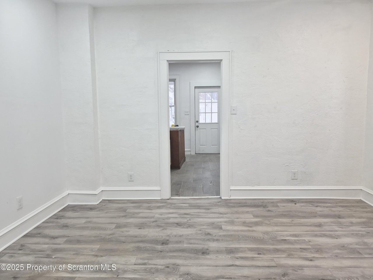 1758 Wayne Ave - Photo 2 of 20