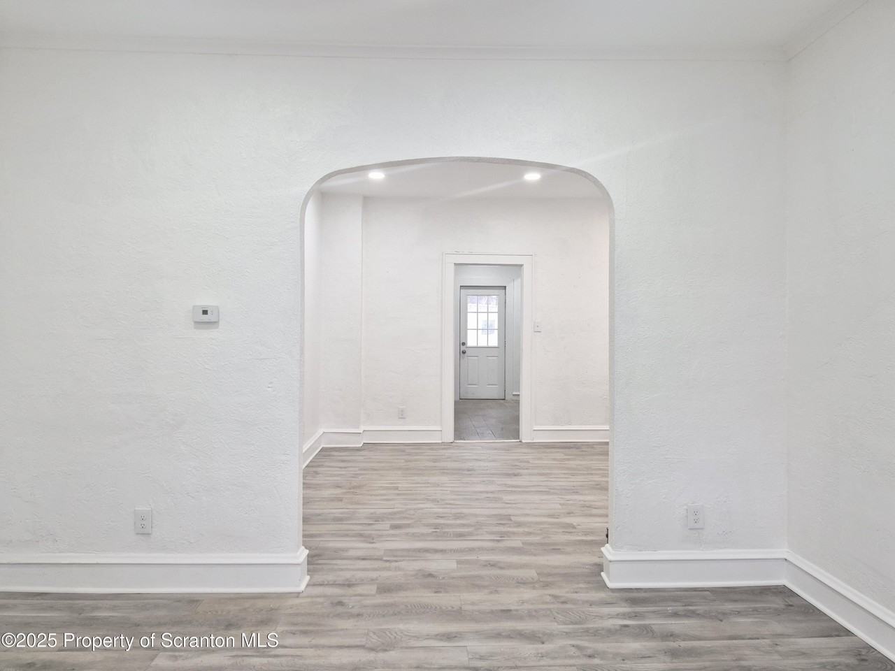 1758 Wayne Ave - Photo 3 of 20