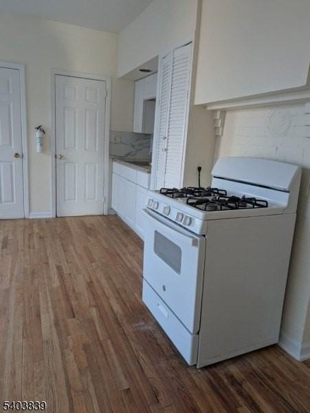 515 Morris Ave - Photo 7 of 13