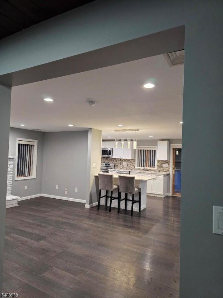 36 Wawayanda Rd - Photo 4 of 34