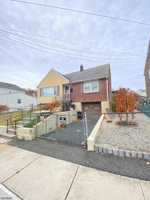 featured image of 17 Cedar Hill Ave #2