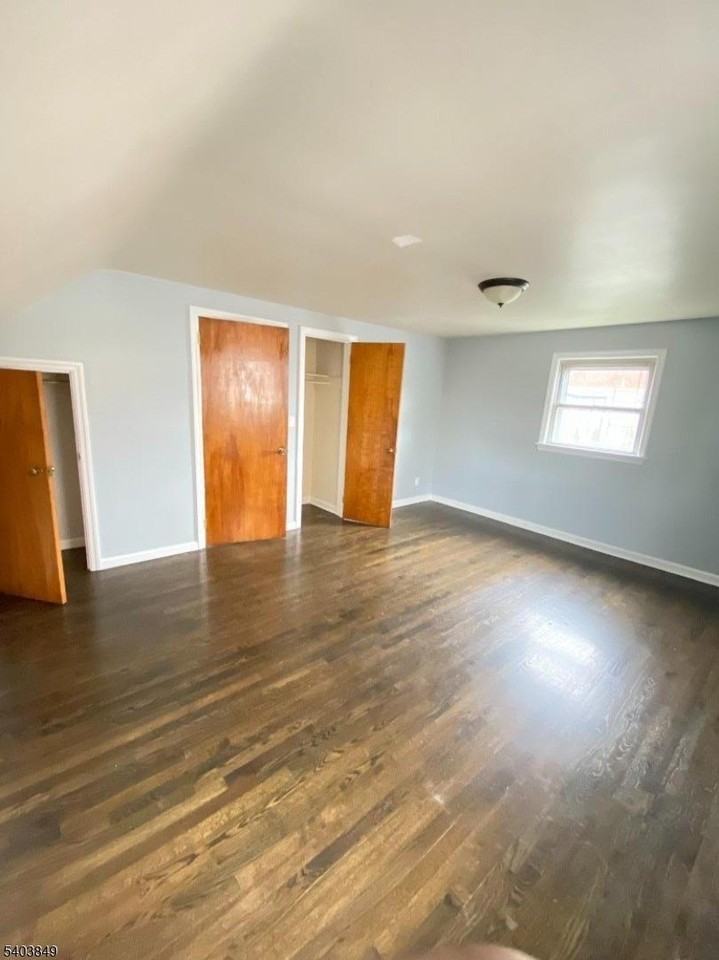 17 Cedar Hill Ave #2 - Photo 3 of 8