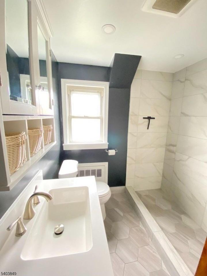 17 Cedar Hill Ave #2 - Photo 4 of 8