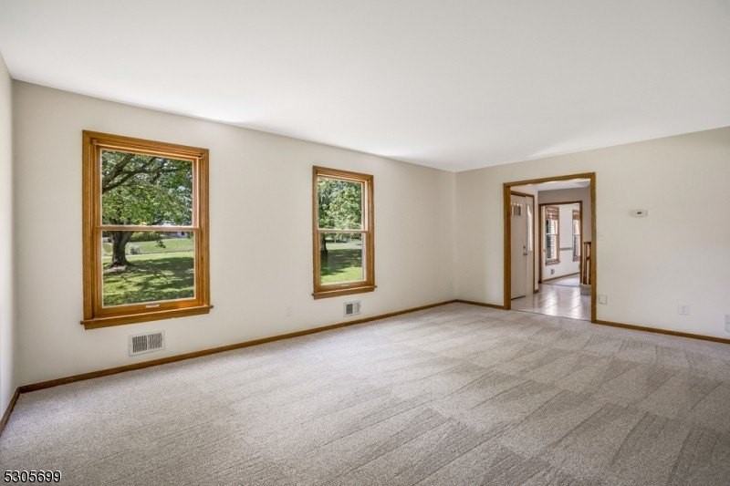 34 Willow Brook Ln - Photo 5 of 31