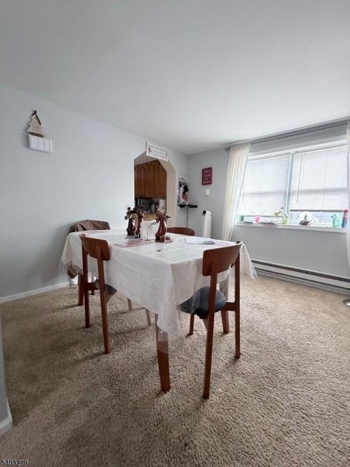 263 Kipp Ave - Photo 4 of 15