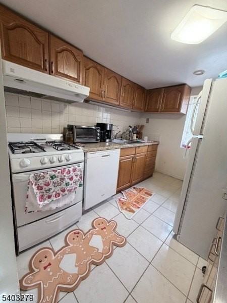 263 Kipp Ave - Photo 6 of 15