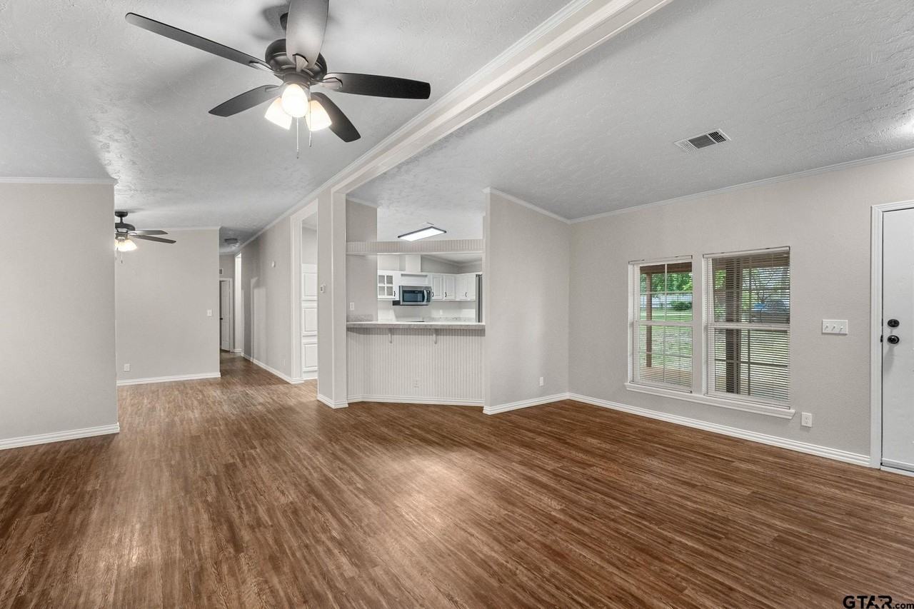 280 Fm 315 S - Photo 4 of 24