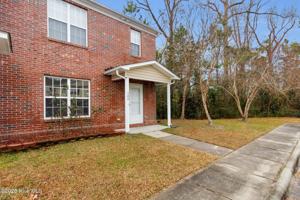 featured image of 100 Apache Trl