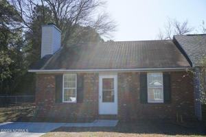 featured image of 2705 Brookfield Dr