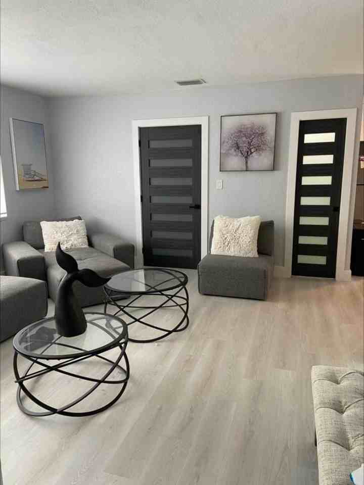 417 Southard St #A - Photo 2 of 8